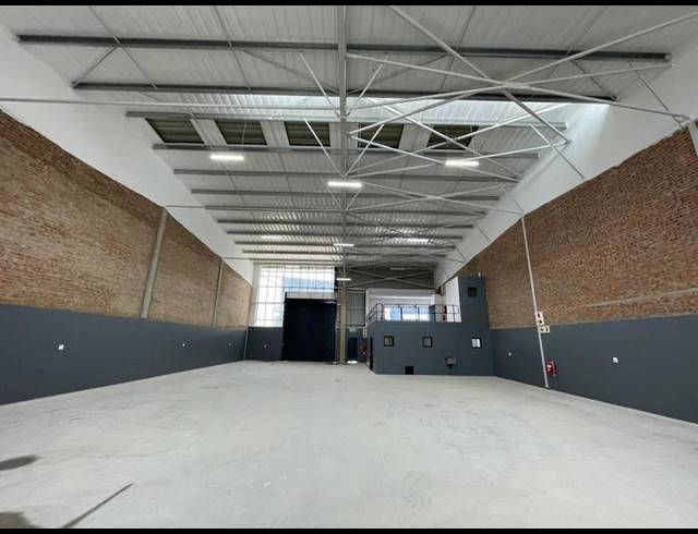 INDUSTRIAL PROPERTY TO RENT IN SAMRAND BUSINESS PARK